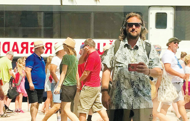 Matt Reischling takes a holiday