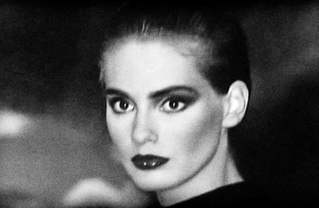 Photo courtesy of EMI ADDICTED Robert Palmer’s music videos are mini microcosms of cosmic force.