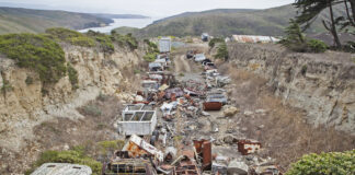 E Ranch Dump - Jocelyn Knight