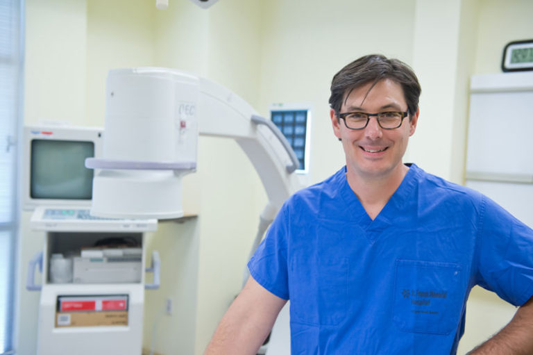 Redefining Orthopedic Care: Dr. Robert Purchase’s Innovative Techniques and Compassionate Approach to Medicine