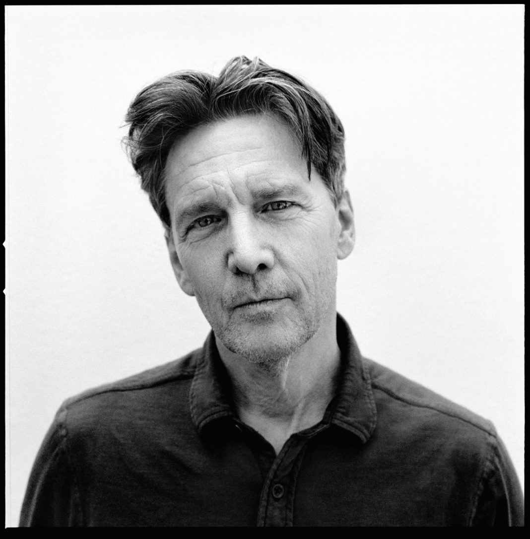 With a road atlas in the passenger seat, Andrew McCarthy bailed from the East Coast and tore across the United States looking for friendship.