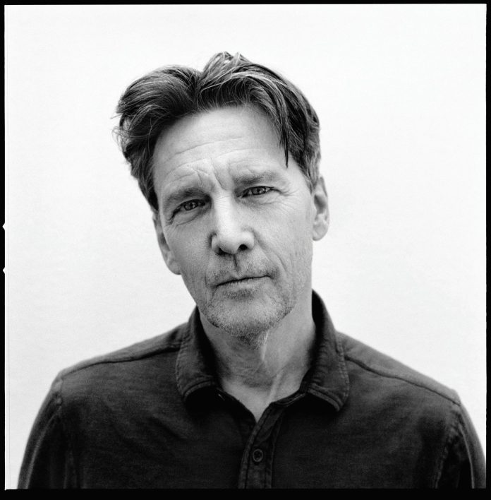 With a road atlas in the passenger seat, Andrew McCarthy bailed from the East Coast and tore across the United States looking for friendship.